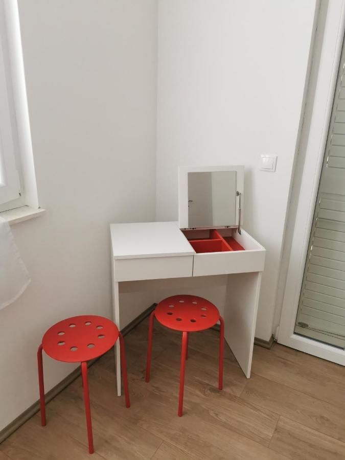 Apartmani Kronjac Милна Экстерьер фото