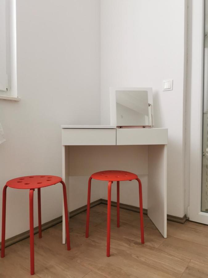 Apartmani Kronjac Милна Экстерьер фото