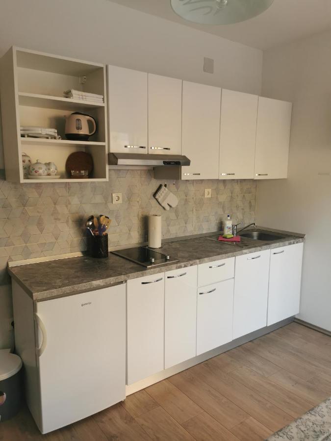 Apartmani Kronjac Милна Экстерьер фото